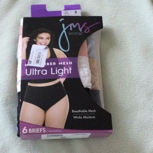 JMS Ultra Light size 9 (6) briefs